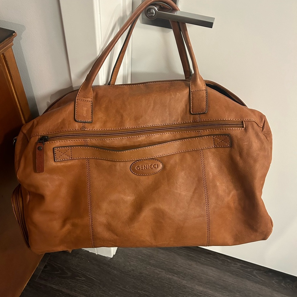 Genicci Leather Duffle Bag